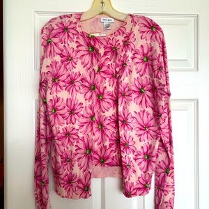 Oliver Perry two piece set size large